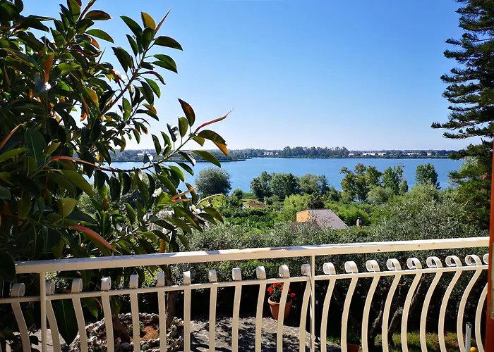 Sul Lago Dorato Terracina